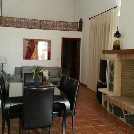 Country House Cortijo De La Fuente La Bobadilla Екстер'єр фото